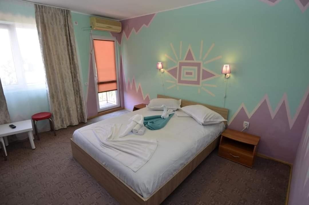 Vila Robert Hotel Schitu Luaran gambar