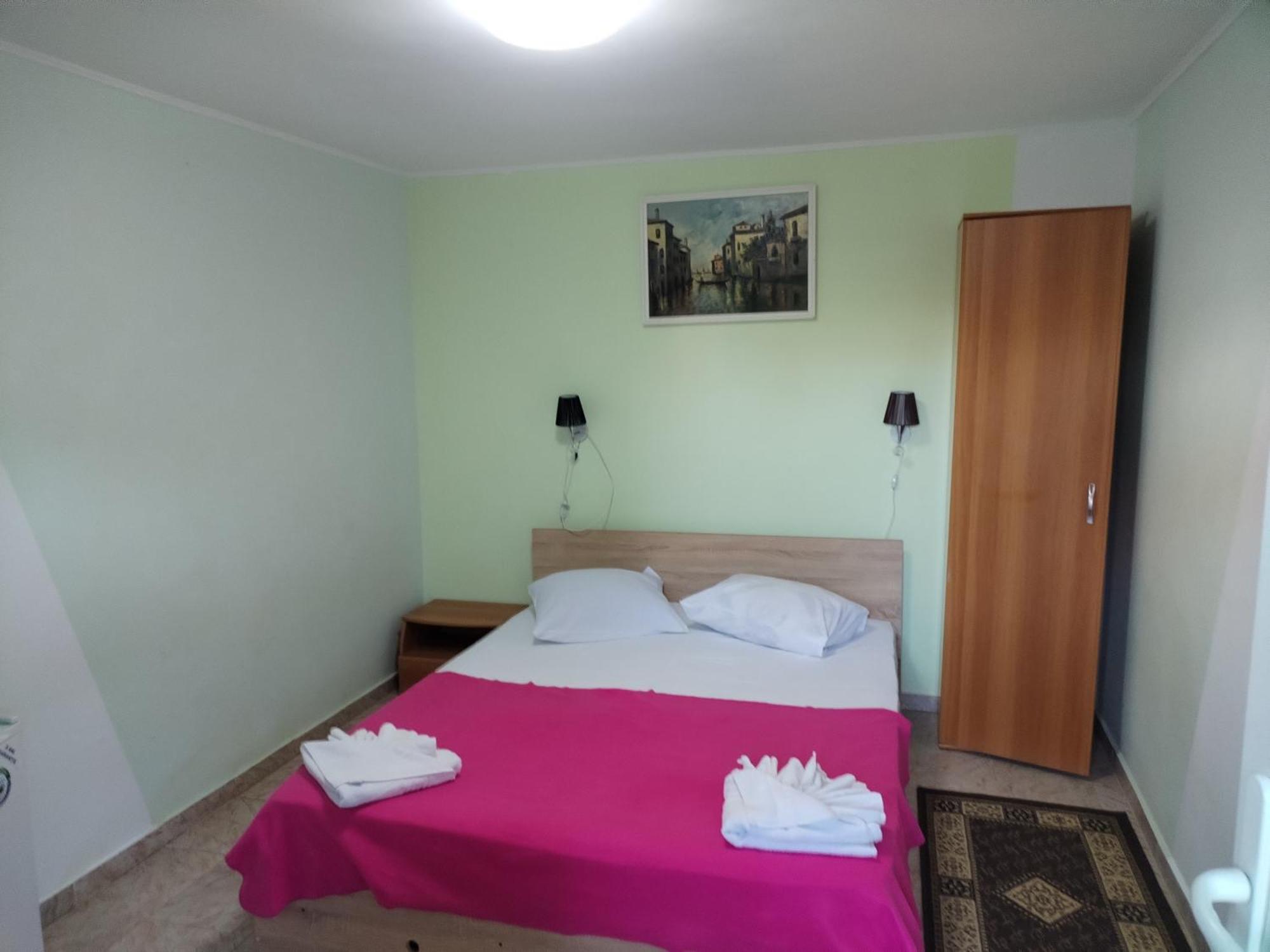 Vila Robert Hotel Schitu Luaran gambar